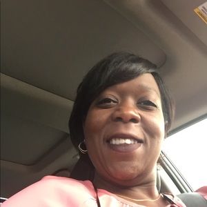 Meet your Posher, Nekisha